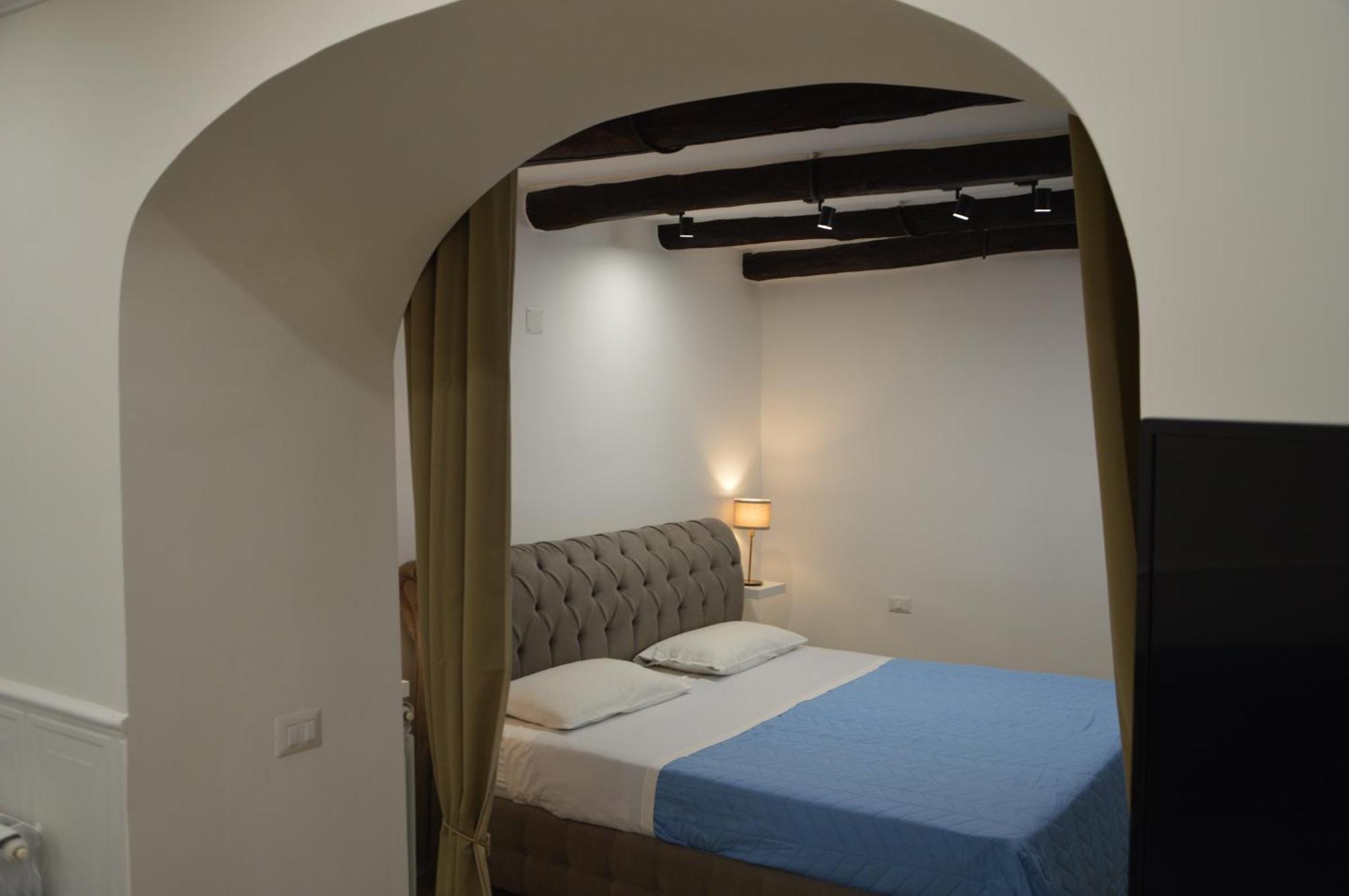 Frühstückspension House Vico Lungo A Toledo *
